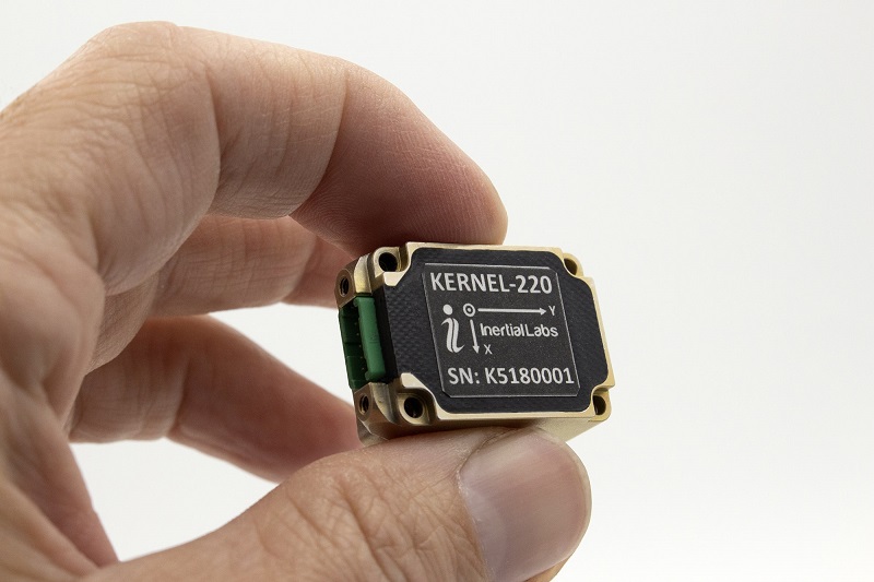 Kernel-220-in-hand-IMG_1949-HI-RES